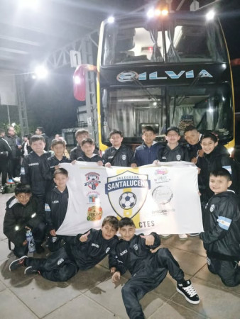El Seleccionado Santaluceño de Fútbol Infantil visitó al intendente antes de viajar a Chaco